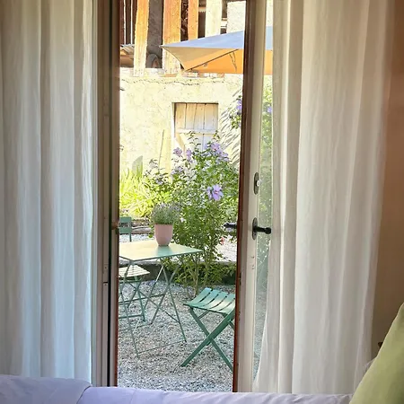 Aux Bons Matins De Capella 4*